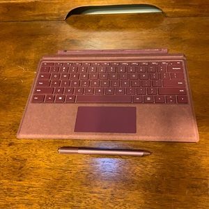 Surface Pro Signature Type Cover and Pen